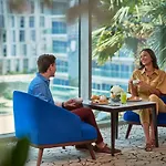 Jumeirah Living Marina Gate Hotel&Apartments